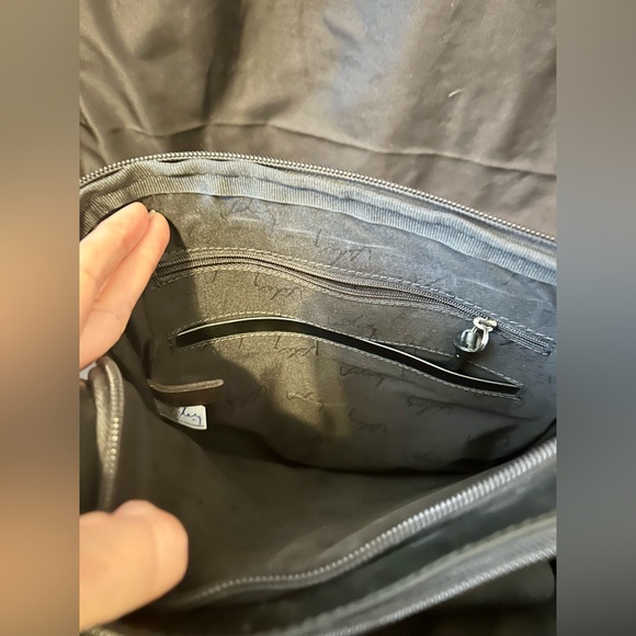 VÉLEZ GENUINE LEATHER BAG - Picture 9 of 11